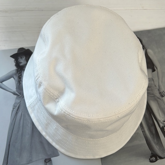 Y-3 logo patch bucket hat - Picture 6 of 6